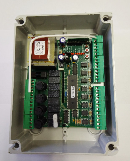 Блок управления с радиоканалом APRIMATIC 4M, LRS 2218 SET 433,92 МГц 